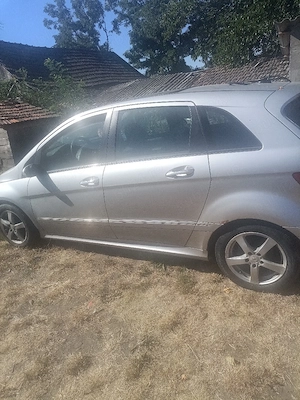 vand mercedes b200 - imagine 4