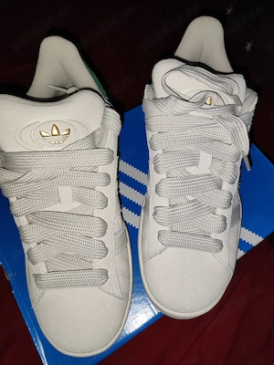 Vând adidas campus originali noi nouti la cutie mărimea 42, 5 model frumos 