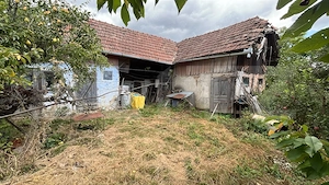 Casă cu teren intravilan de 1256 mp în Dumbrava, județul Alba - imagine 3