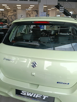 Vând o bijuterie Suzuki Swift  - imagine 6