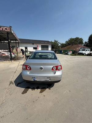 Volkswagen Passat B6  - imagine 4
