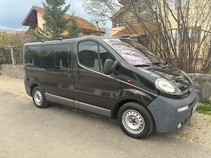 Opel Vivaro 8+1