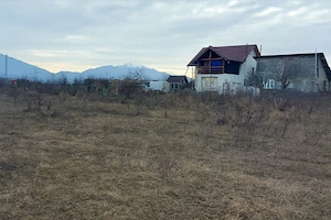 Teren intravilan de vânzare în Sânpetru – 500 mp, utilități și case în apropiere - imagine 2