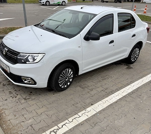 Vând dacia logan