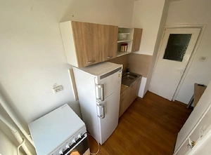 inchiriez apartament 2cam