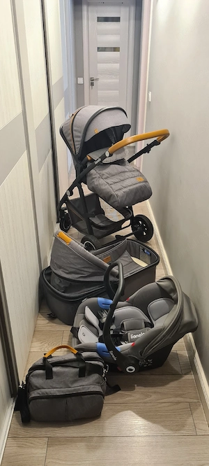 Carucior 3 in 1 Lionelo Amber 