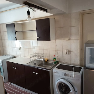 2 Decomandate, ultracentral, mobilat, 200 euro  - imagine 3