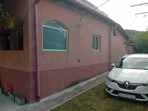 Casa la țară in zona frumoasă  - imagine 5