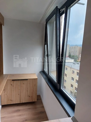 Garsoniera moderna, etaj intermediar, langa Kaufland - zona Coresi - imagine 10