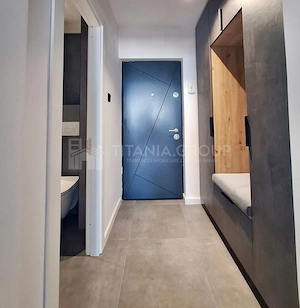 Garsoniera moderna, etaj intermediar, langa Kaufland - zona Coresi - imagine 9