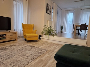 Casă de închiriat în Dumbravita – 3 dormitoare si garaj