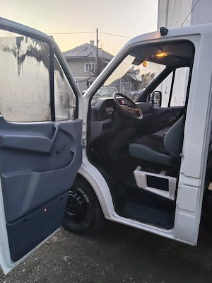 Vând Mercedes Sprinter 2,3 Diesel - imagine 5