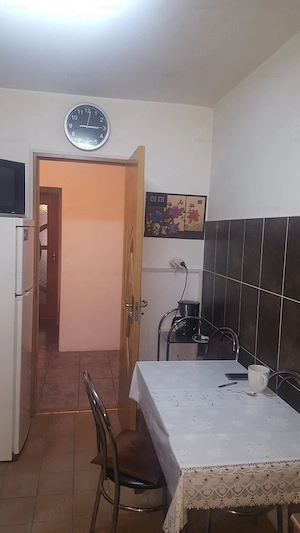 3 camere Calea Martirilor - imagine 2