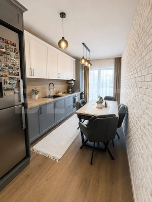 Apartament 3 camere lux, 76 mp, 2 băi, terasă și parcare – bloc nou