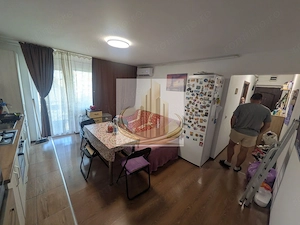 : apartament  de vanzare 3 camere, zona Modern - imagine 2
