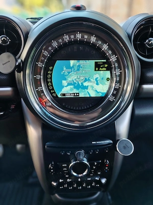 Mini Countryman Cooper D - imagine 10