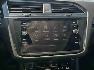 Volkswagen Tiguan 2021 - imagine 12