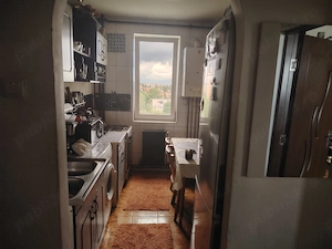 Vând apartament Astra