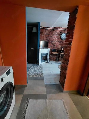 Persoana fizica inchiriez 2 camere SD in Podu Ros cu parcare - imagine 3