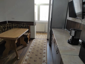 Apartament de închiriat, decomandat, cu 3 camere  - imagine 7