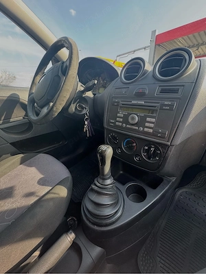 Ford Fiesta 1.4 TDCi - imagine 4