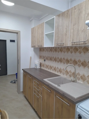 Inchiriez ap doua camere comfort unu Popesti Leordeni Str Sf Agnes 55 m se ichiriaza 2500 Ron - imagine 6
