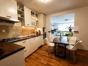 Apartament de 4 camere deco , 92 mp utili , terasa de 107 mp , zona Intre Lacuri - imagine 7