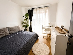 Apartament de 4 camere deco , 92 mp utili , terasa de 107 mp , zona Intre Lacuri - imagine 4