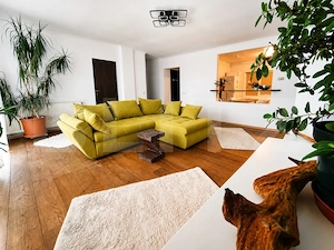 Apartament de 4 camere deco , 92 mp utili , terasa de 107 mp , zona Intre Lacuri - imagine 2