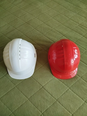 Vând Căști de Protecție Industrială BBU
