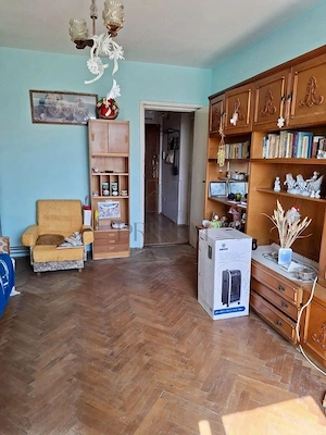 Gheorghe Lazar, apartament 2 camere, decomandat, centrala proprie