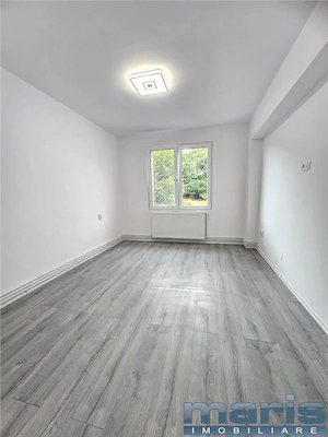 Apartament 2 camere Tudor etaj 3 renovat recent. - imagine 5