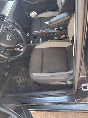 skoda rapid  an 2018 unic proprietar de noua benzina cp95 euro 6 - imagine 8