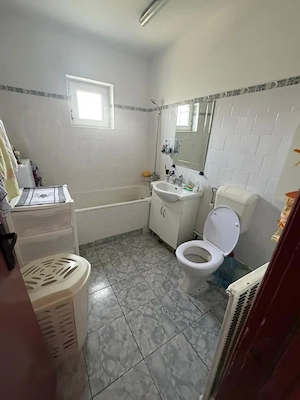Apartament 2 camere decomandat– Cornitoiu, aproape de Liceul Pedagogic - imagine 10