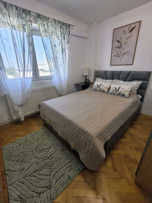 De inchiriat apartament cu 2 camere, central. etaj 3, 450 euro - imagine 3