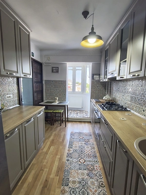 De inchiriat apartament cu 2 camere, central. etaj 3, 450 euro - imagine 7