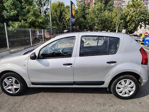 Dacia Sandero 2010 - imagine 4