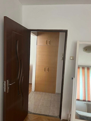 Apartamnet 2 camere, Obor, semidecomandat 60mp, 4 8, 30 sec Metrou - imagine 5