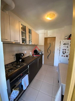 Apartament cu doua camere, Decomandat, Alexandru cel Bun - imagine 4