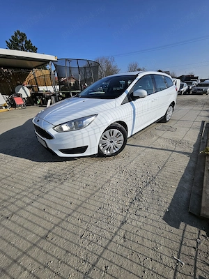 Ford focus 2015 in rate doar cu buletinul