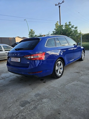 Skoda superb 2  km Plugh-in Hibrid - imagine 2