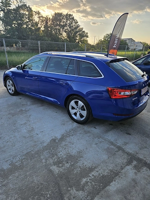 Skoda superb 2  km Plugh-in Hibrid - imagine 3