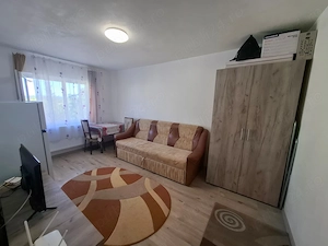 Zona str. Bogdan Voda   bd. Republicii   garsoniera, etaj intermediar