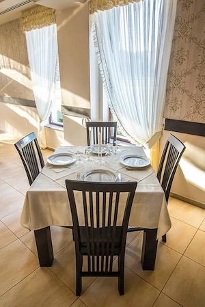 Afacere la cheie-pensiune+restaurant- in Tinutul Zimbrului  - imagine 4