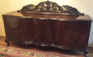 Vand mobilier de sufragerie tip Chippendale