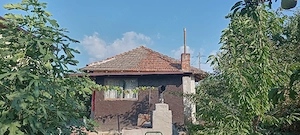 casa locuibila teren generos 863mp -Lilieci Ialomița -aproape DN2 - imagine 2