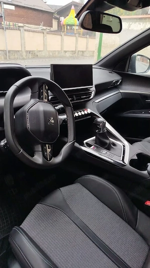 Peugeot 5008 Allure Pack (2023) - imagine 4