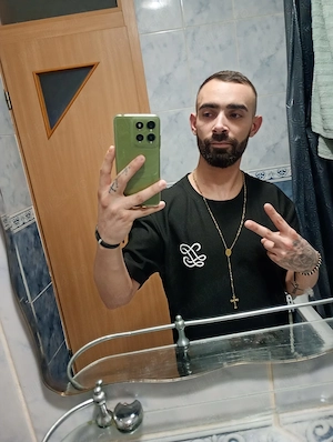 Sunt activ escorta arad 