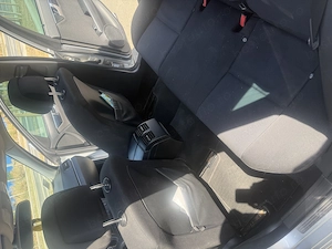 Vând Mercedes c200 înmatriculat acte la zi - imagine 5