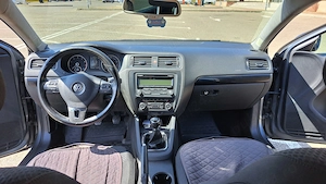Volkswagen Jetta 2011 - imagine 5